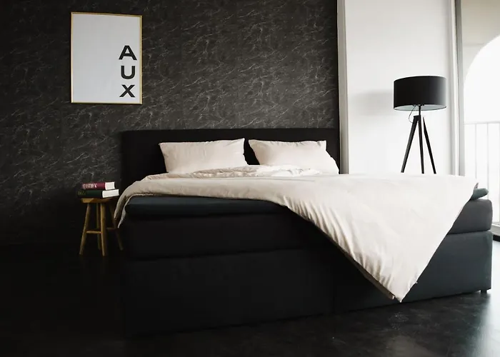 Hohes Mit Weitblick Ueber